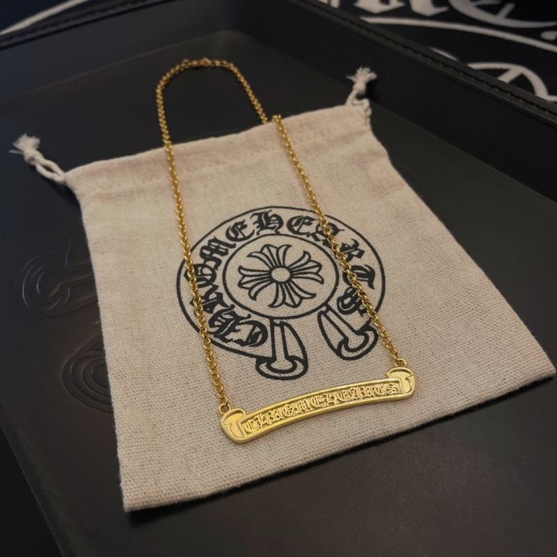 Ch*0me He**ts necklaces
